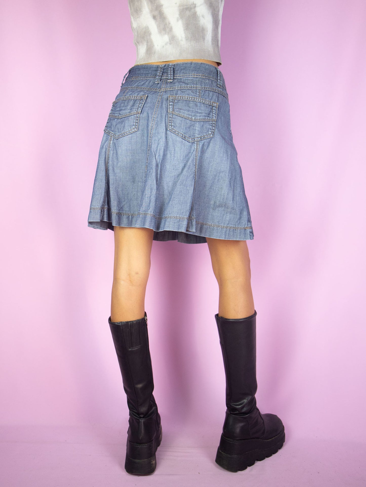 Vintage Y2K Denim Flare Mini Skirt - M