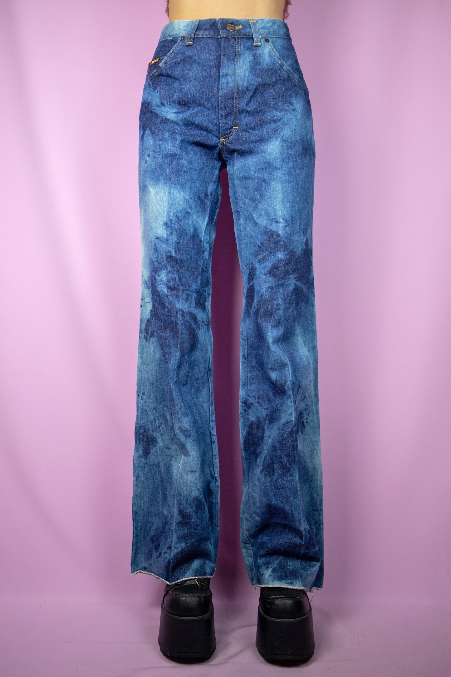 Vintage 90's Bleached Wide Jeans - S/M