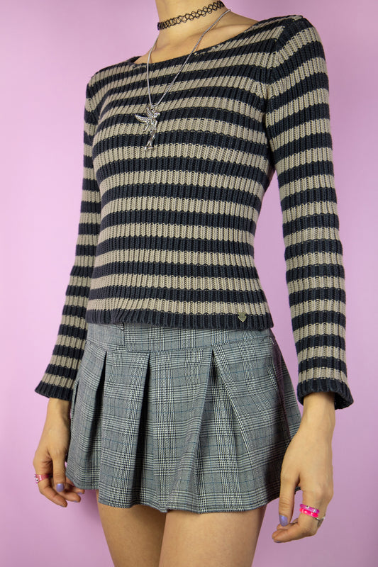 Vintage Y2K Black Striped Sweater